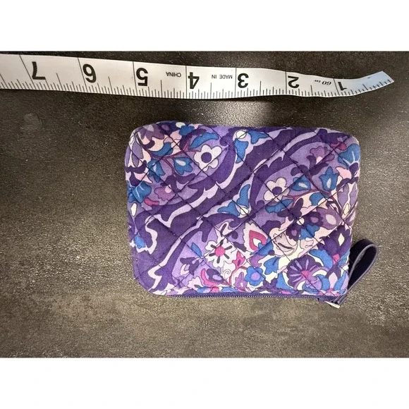 Vera Bradley Zip ID Coin Change‎ Keychain Small Wallet Purple Floral - Picture 4 of 7